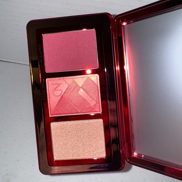 **HOST PICK** Natasha Denona BERRY POP CHEEK TRIO **HOST PICK** - Picture 14 of 16